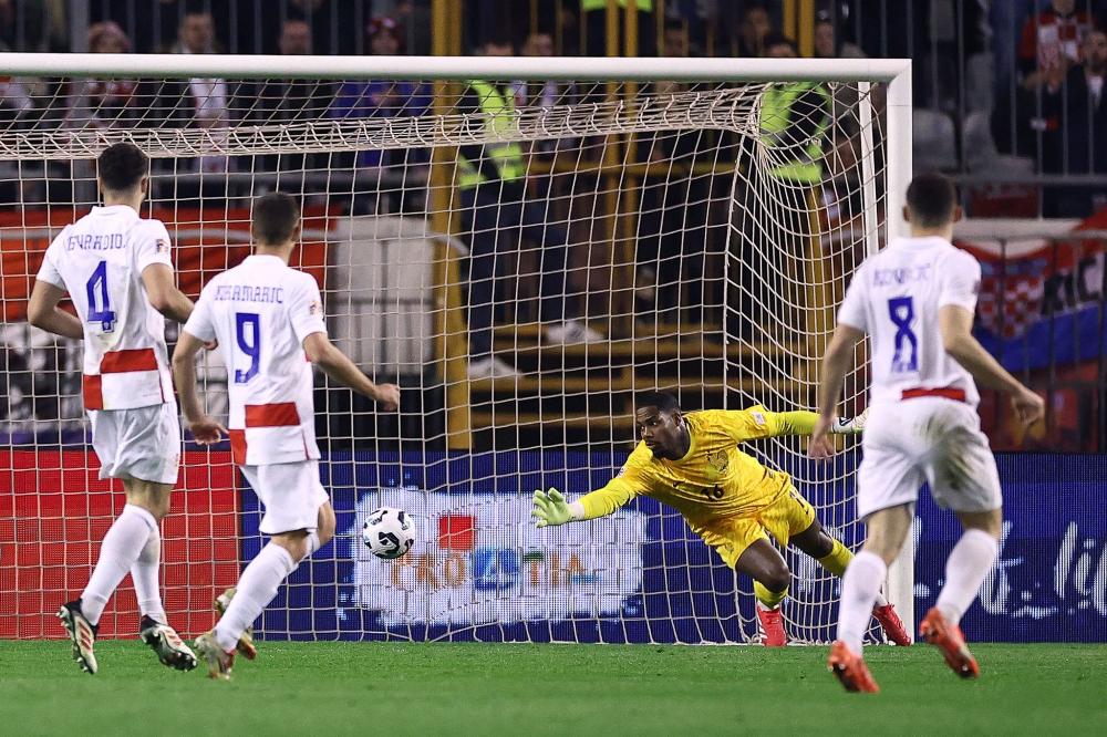 马斯切拉诺：梅西整个赛季都令人惊叹，他来这就是为了奖杯