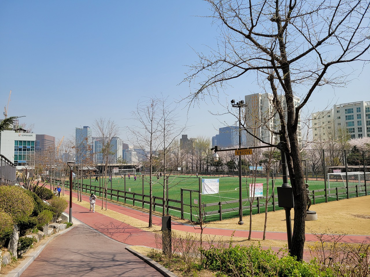 超级世界波！阿森纳旧将韦林顿完美弧线球直奔死角，海牛领先.